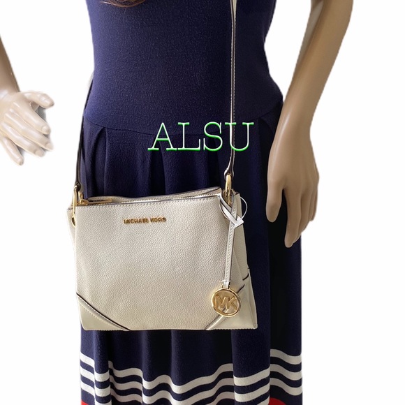 Michael Kors Nicole LG Triple Crossbody Le Vanilla - Picture 12 of 12